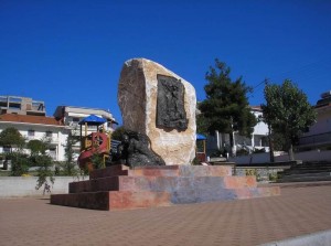 Μνημειο Προσφύγων_1